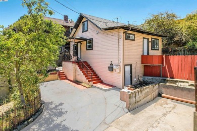 Beach Home For Sale in Oakland, California