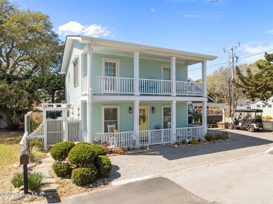 Beach Home For Sale in Beaufort, North Carolina