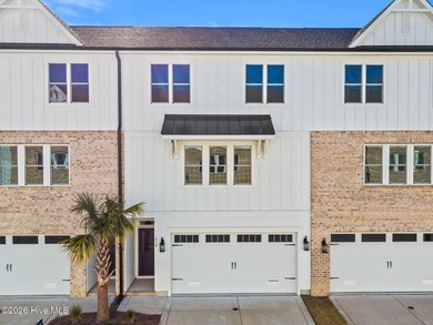 Beach Townhome/Townhouse For Sale in Wilmington, North Carolina