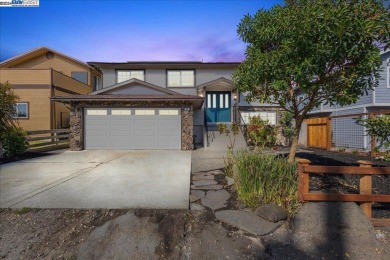 Beach Home For Sale in Half Moon Bay, California