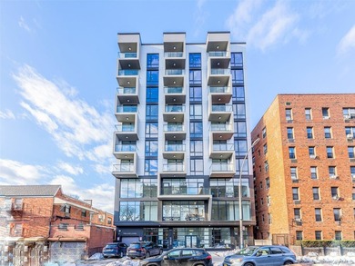 Beach Condo For Sale in Flushing, New York