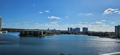 Beach Condo For Sale in Aventura, Florida