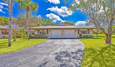 Beach Home For Sale in Boynton Beach, Florida
