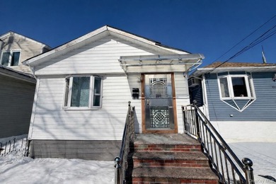 Beach Home For Sale in College Point, New York