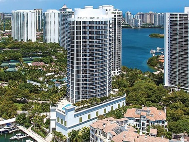 Beach Condo Active Under Contract in Aventura, Florida