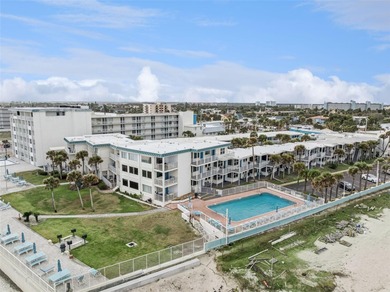 Beach Condo For Sale in Daytona Beach, Florida
