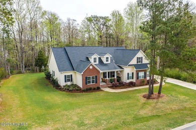 Beach Home Active Under Contract in Hampstead, North Carolina