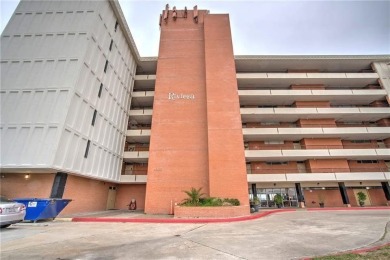 Beach Condo For Sale in Corpus Christi, Texas