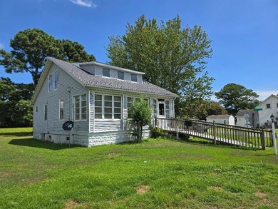 Beach Home For Sale in Greenbackville, Virginia