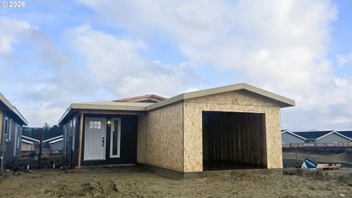 Beach Home For Sale in Florence, Oregon