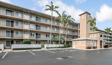 Beach Condo For Sale in Boynton Beach, Florida