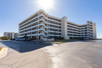 Beach Condo For Sale in Indian Beach, North Carolina