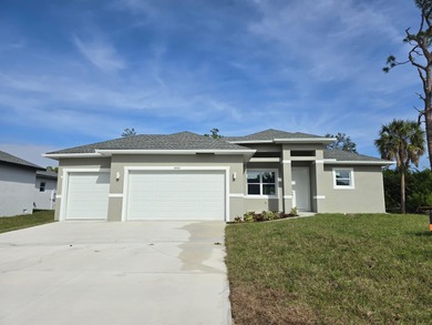 Beach Home For Sale in Port Charlotte, Florida