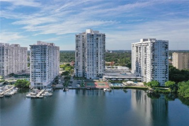 Beach Condo For Sale in Aventura, Florida