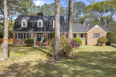 Beach Home For Sale in New Bern, North Carolina