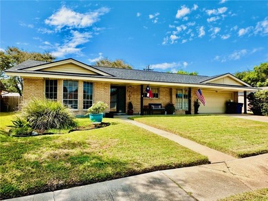 Beach Home Sale Pending in Corpus Christi, Texas