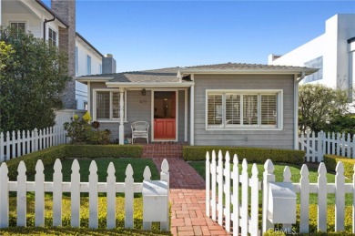 Beach Townhome/Townhouse Sale Pending in Corona Del Mar, California