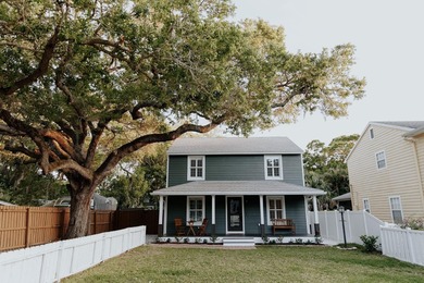 Beach Home For Sale in Sarasota, Florida