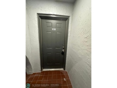 Beach Condo For Sale in West Palm Beach, Florida