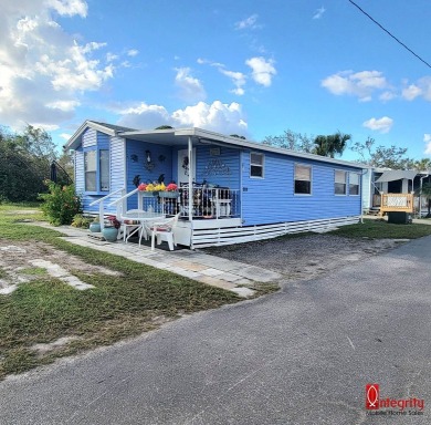 Beach Home For Sale in Ruskin, Florida