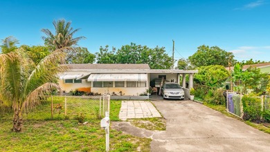 Beach Home For Sale in Fort Lauderdale, Florida