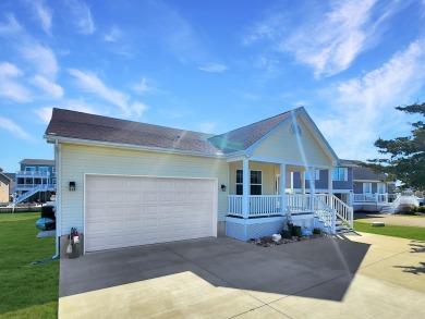 Beach Home For Sale in Greenbackville, Virginia