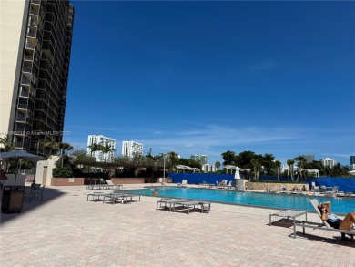 Beach Condo For Sale in Aventura, Florida