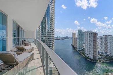 Beach Condo For Sale in Miami, Florida