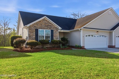 Beach Townhome/Townhouse For Sale in New Bern, North Carolina