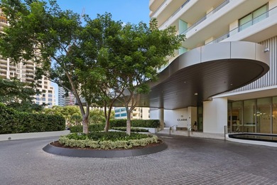 Beach Condo Active Under Contract in West Palm Beach, Florida