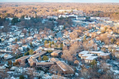 Beach Condo For Sale in Stamford, Connecticut