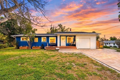 Beach Home For Sale in Sarasota, Florida