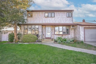 Beach Home Sale Pending in North Babylon, New York