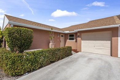 Beach Townhome/Townhouse Active Under Contract in Lake Worth, Florida