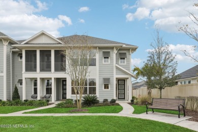 Beach Townhome/Townhouse For Sale in Ponte Vedra, Florida