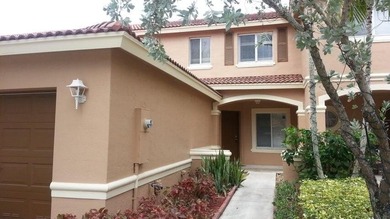 Beach Townhome/Townhouse For Sale in Riviera Beach, Florida