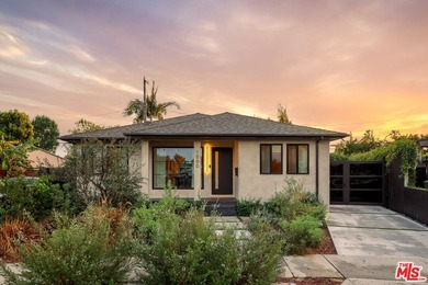 Beach Home For Sale in Venice, California