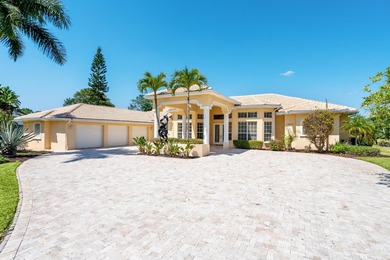 Beach Home For Sale in Palm Beach Gardens, Florida
