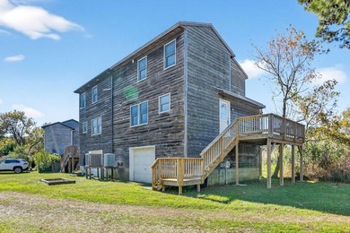 Beach Townhome/Townhouse For Sale in Chincoteague Island, Virginia