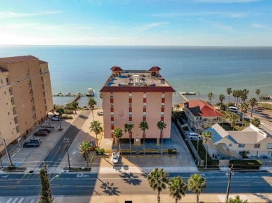 Beach Condo For Sale in South Padre Island, Texas