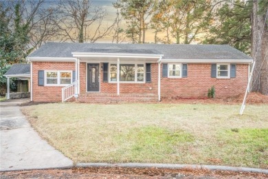 Beach Home For Sale in Chesapeake, Virginia