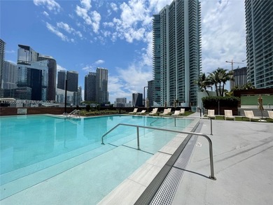 Beach Condo For Sale in Miami, Florida