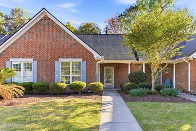 Beach Townhome/Townhouse For Sale in Wilmington, North Carolina