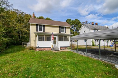 Beach Home For Sale in Willis Wharf, Virginia