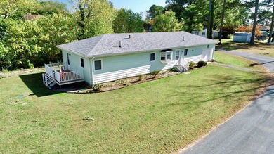 Beach Home For Sale in Wachapreague, Virginia