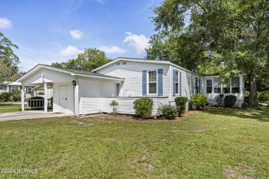 Beach Home For Sale in Hampstead, North Carolina