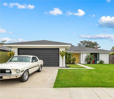 Beach Home For Sale in Huntington Beach, California