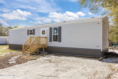 Beach Home For Sale in Holly Ridge, North Carolina