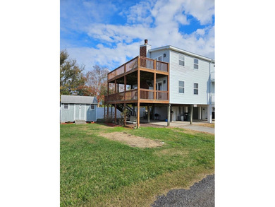 Beach Townhome/Townhouse For Sale in Chincoteague Island, Virginia