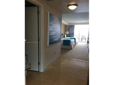 Beach Condo For Sale in Sunny Isles Beach, Florida